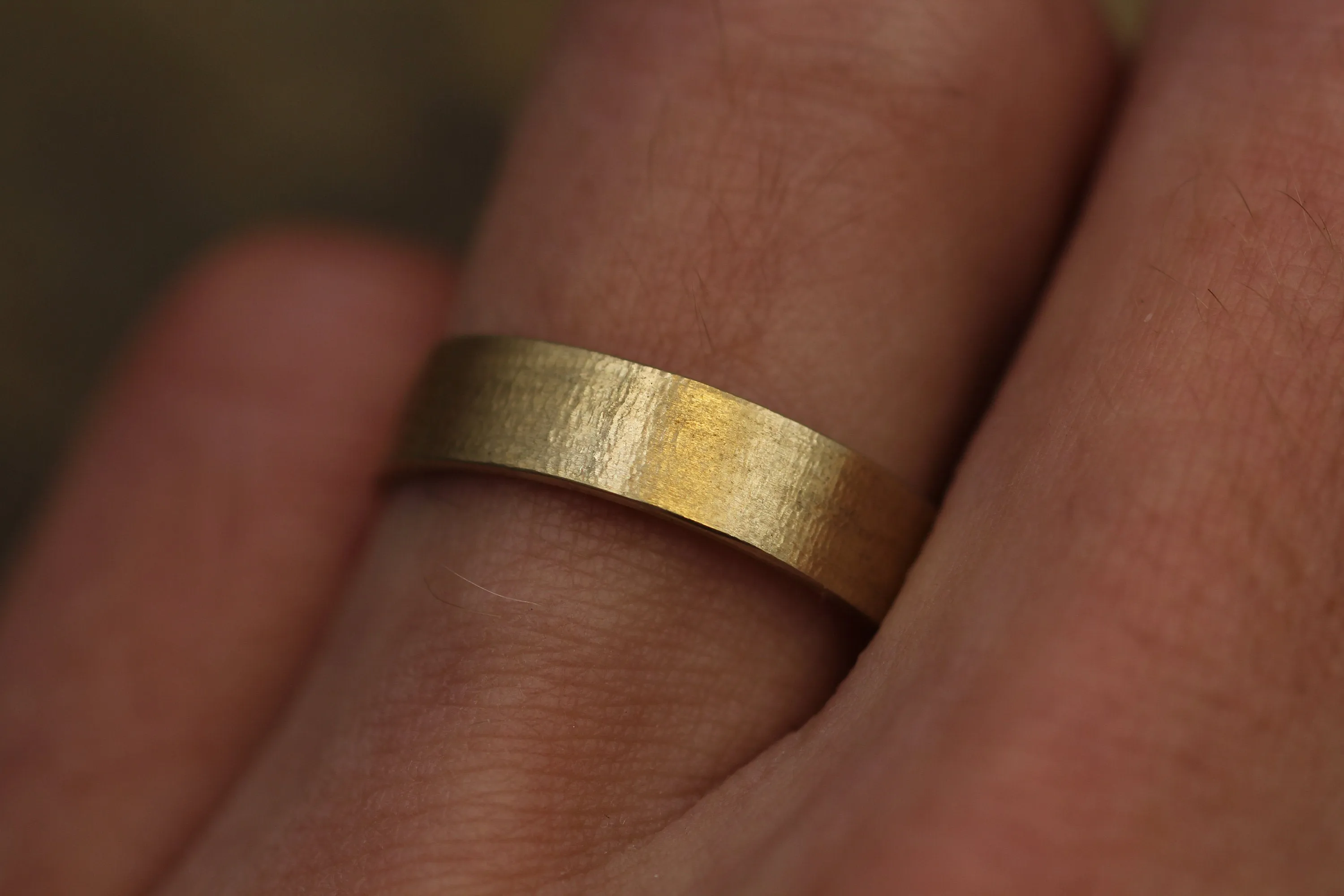 14kt Yellow 5x1mm Flat Band - Textured Finish