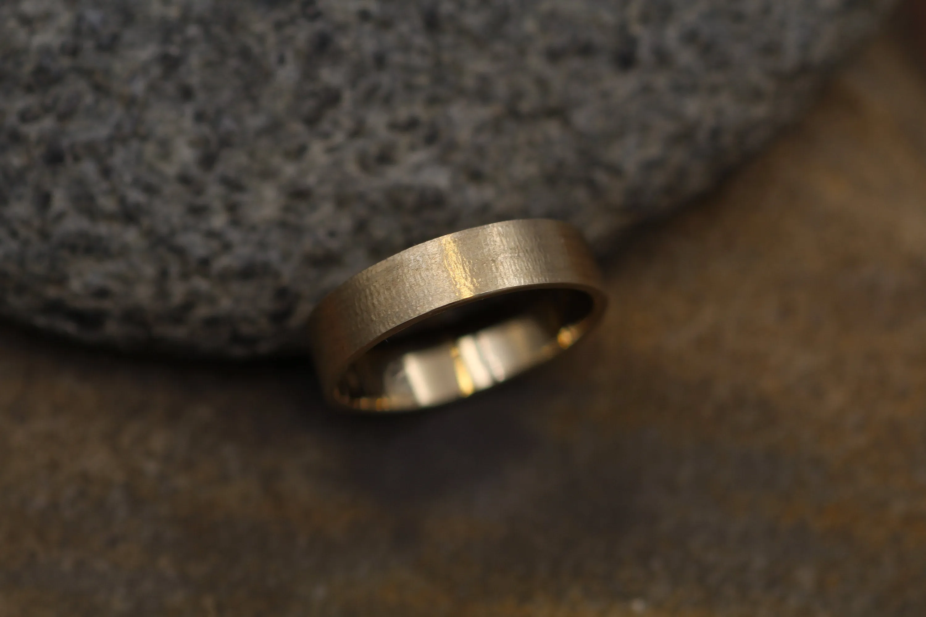 14kt Yellow 5x1mm Flat Band - Textured Finish