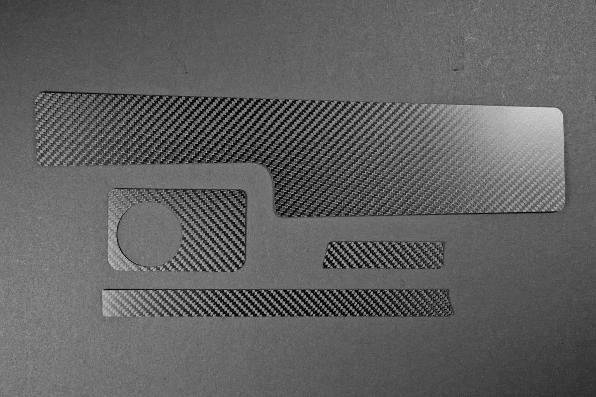 190E (W201) - Extras kit - Carbon fiber trim - 4 PIECES