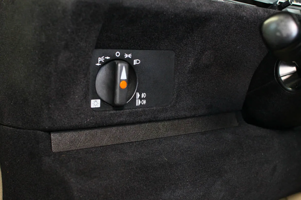 190E (W201) - Extras kit - Carbon fiber trim - 4 PIECES