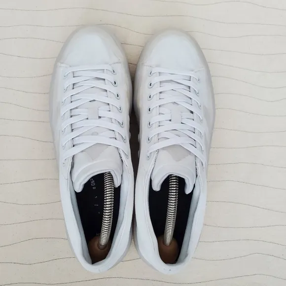 Adidas Mens Znsored Crystal Cloud White Skateboarding Shoes HP5988 Size 9.5
