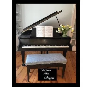 Baby Grand Piano Bench Cushion with Piping