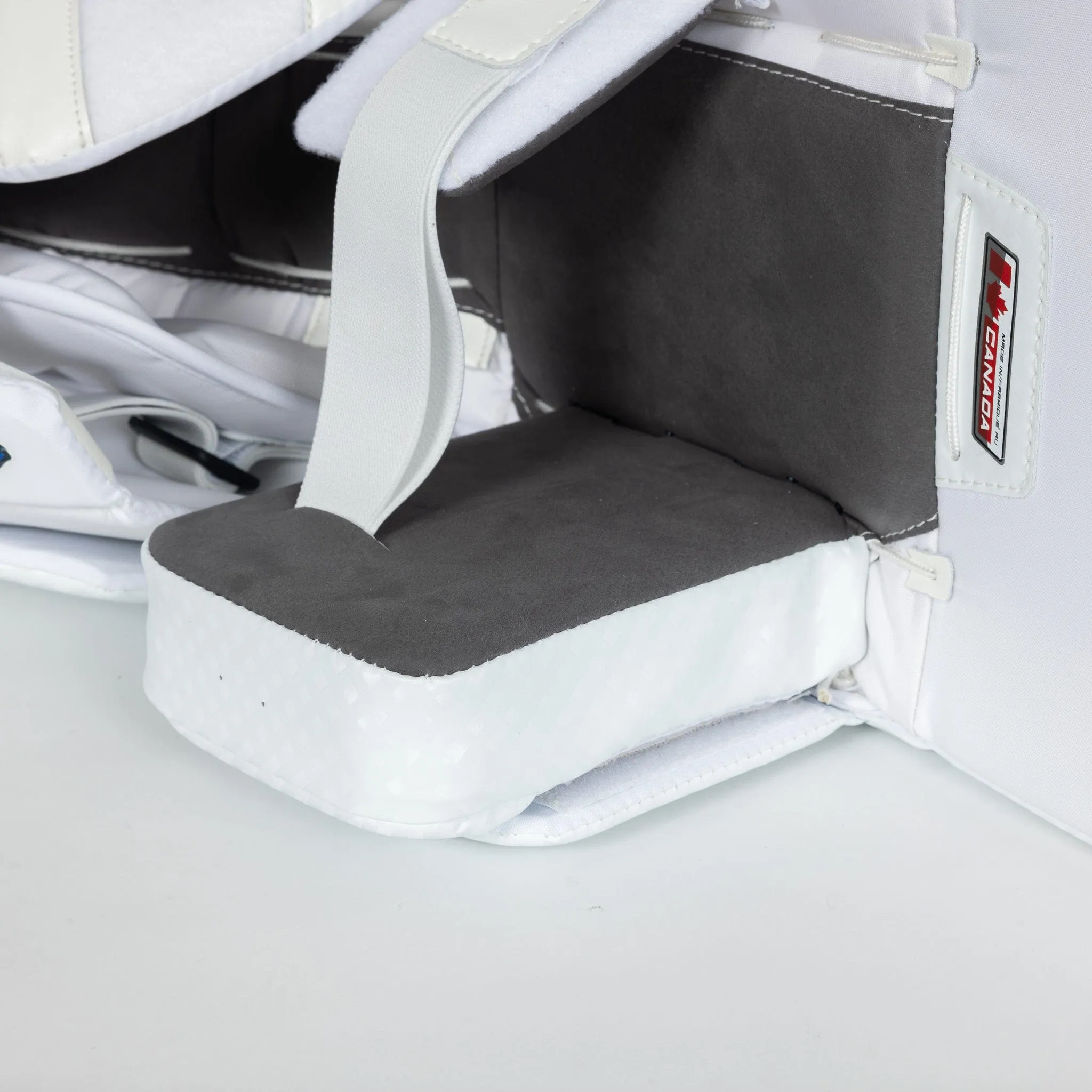Brian's ICONIK Senior Goalie Leg Pads