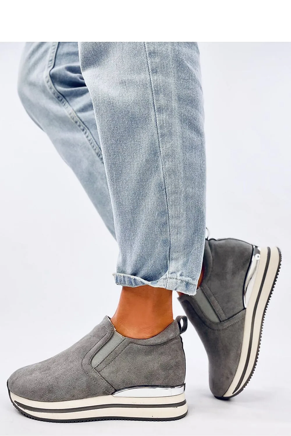 Buskin low shoes