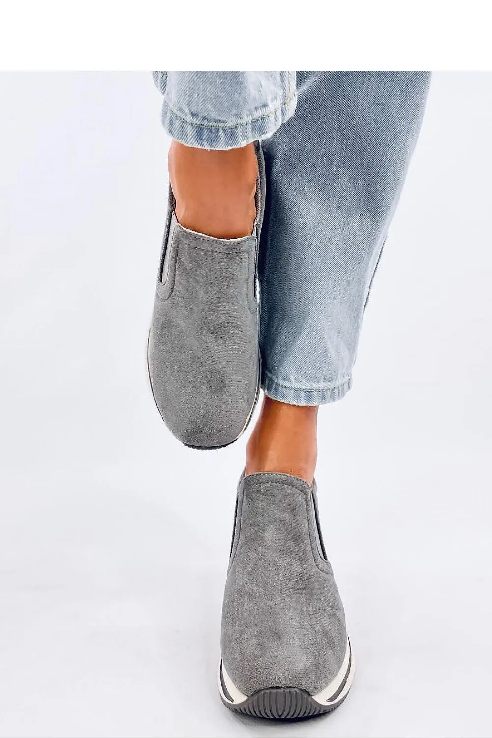 Buskin low shoes