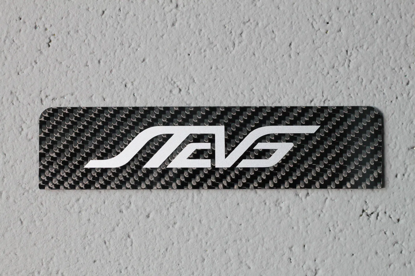 Carbon fiber - Stick-on license plate bezel - Small