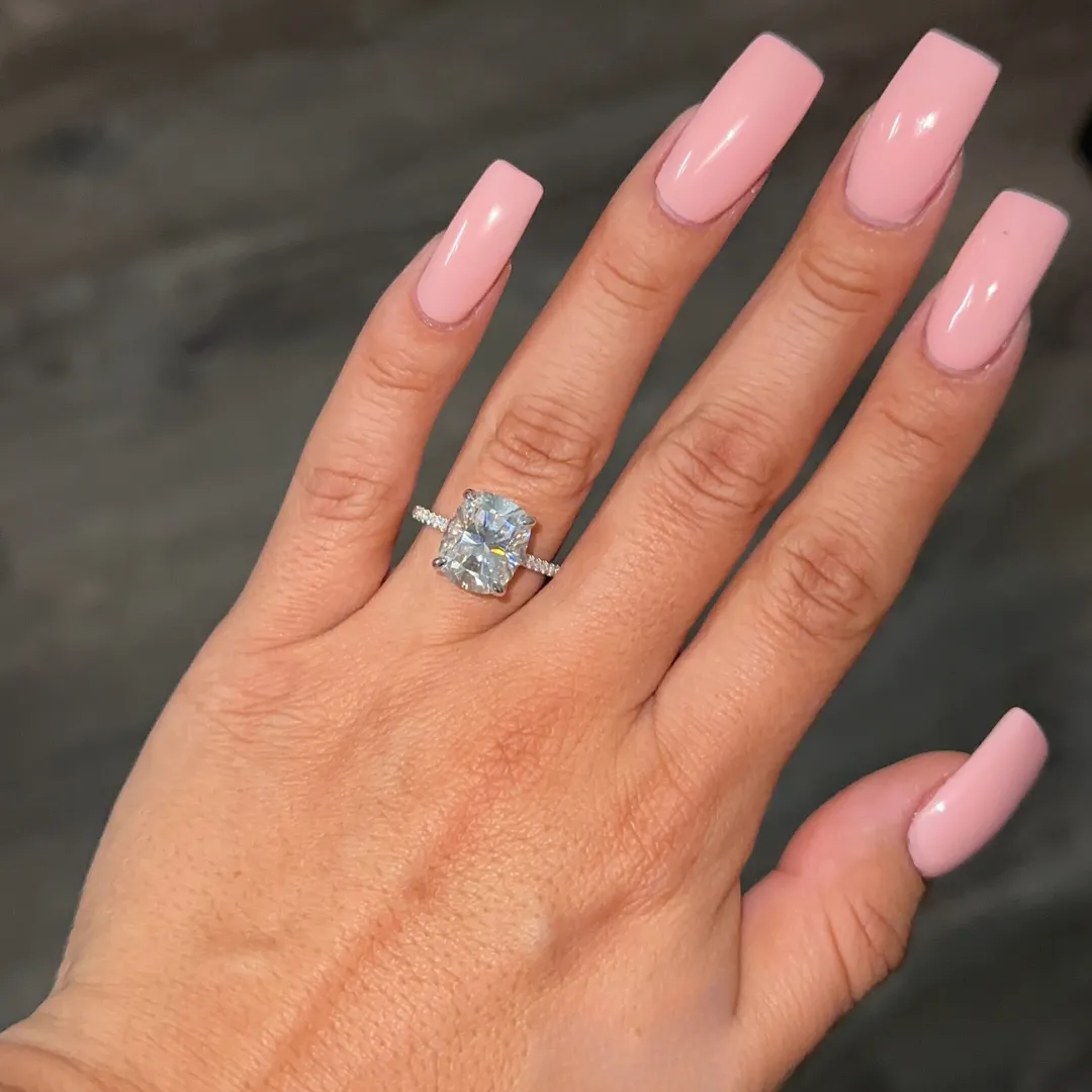 CAROLINE RING