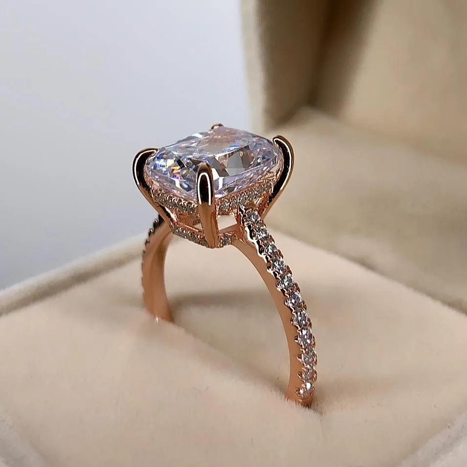 CAROLINE RING