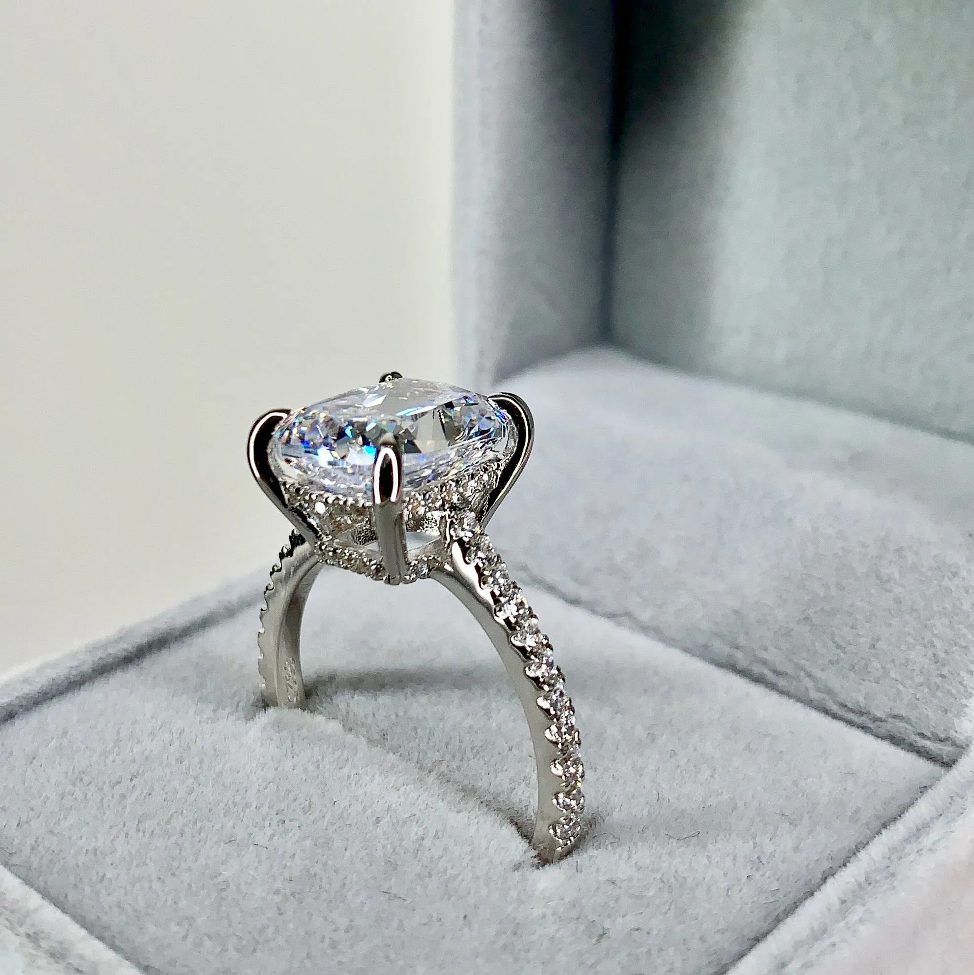 CAROLINE RING