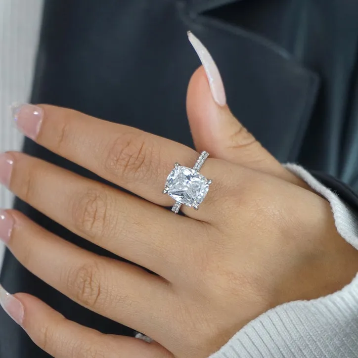 CAROLINE RING