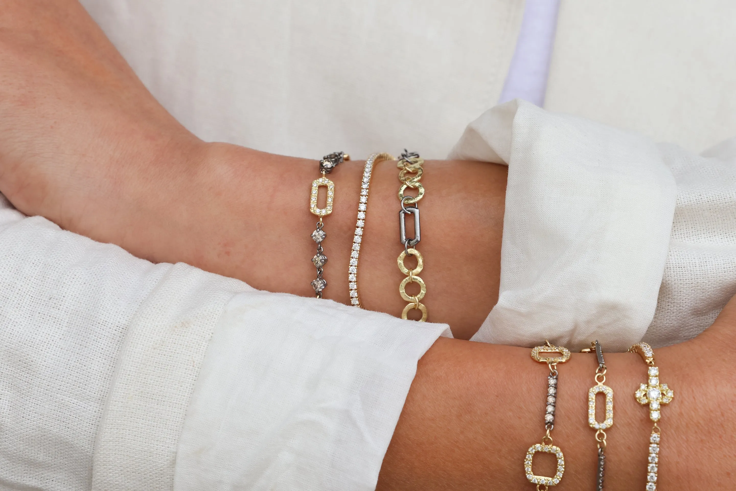 CRIVELLI DROP CHAIN LINK BRACELET