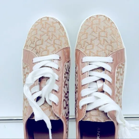 DKNY Big Girls Cam Jacquard Sneakers Size 5