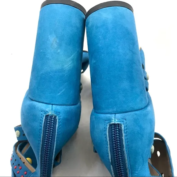 DONALD J. PLINER BLUE NUBUCK LEATHER PERFORATED &amp; BEADED STRAPPY HEELS (6)