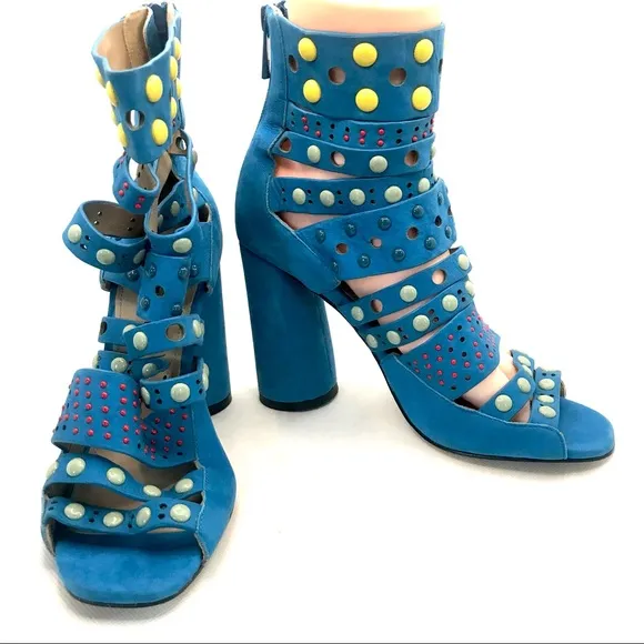 DONALD J. PLINER BLUE NUBUCK LEATHER PERFORATED &amp; BEADED STRAPPY HEELS (6)