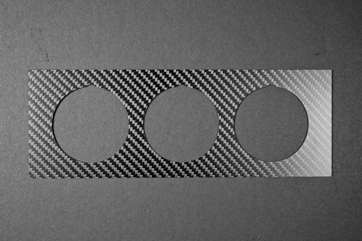 Gauge Panel - Carbon fiber trim