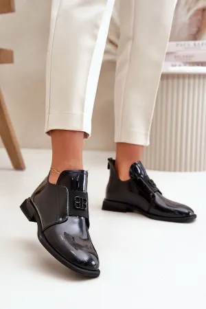 Heeled low shoes