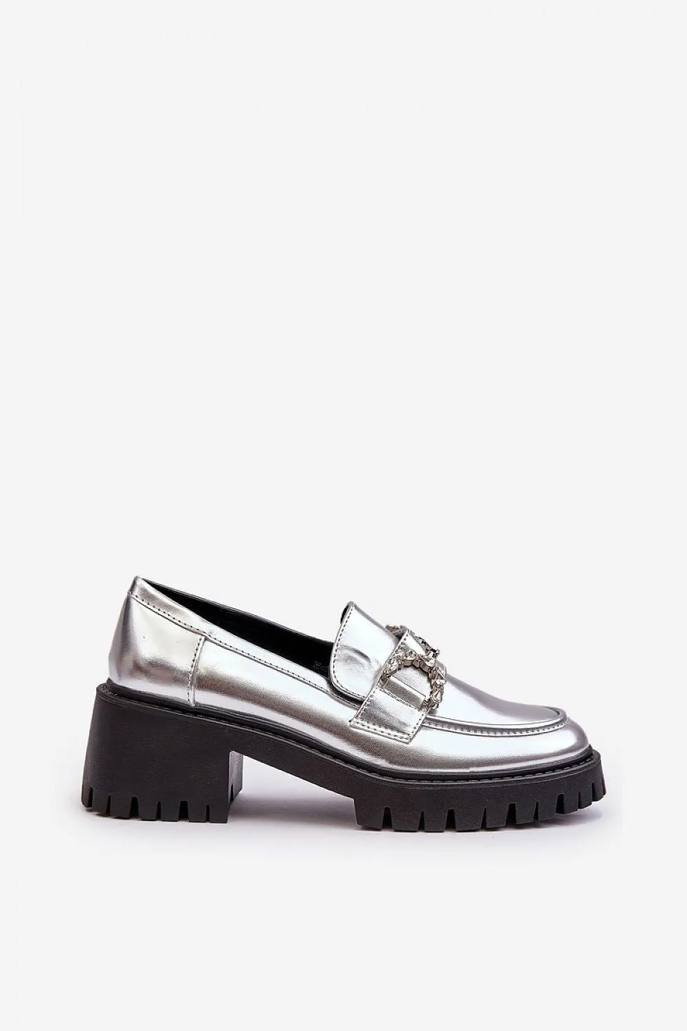 Heeled low shoes