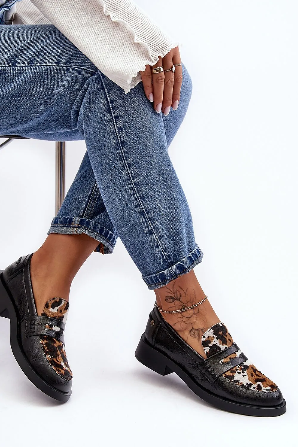 Heeled low shoes