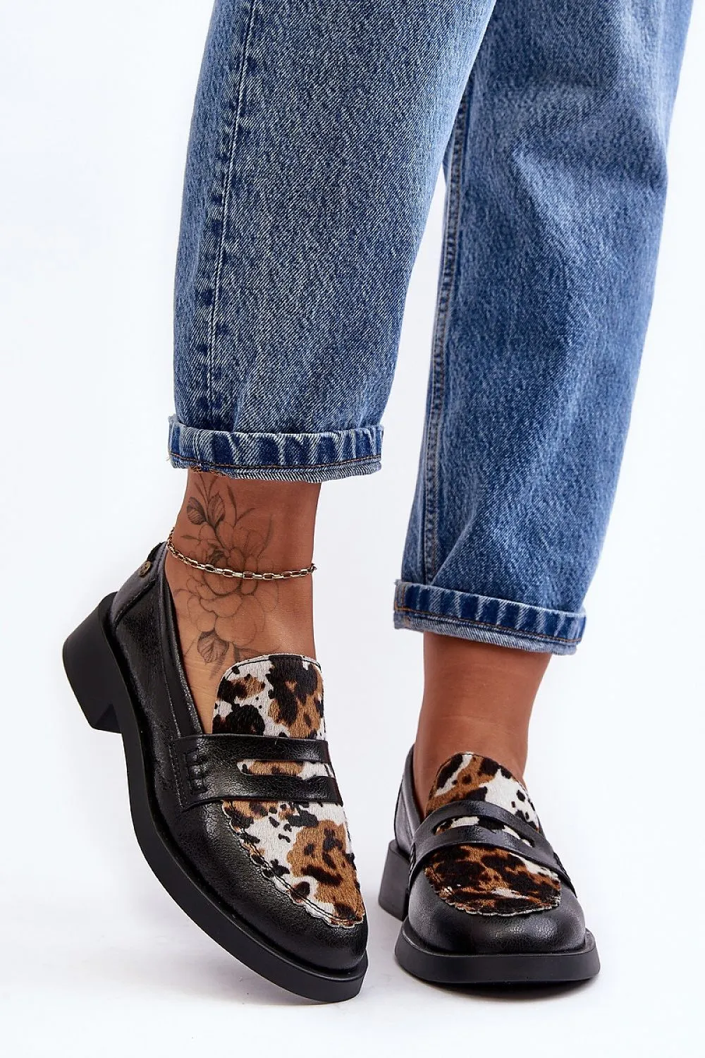 Heeled low shoes