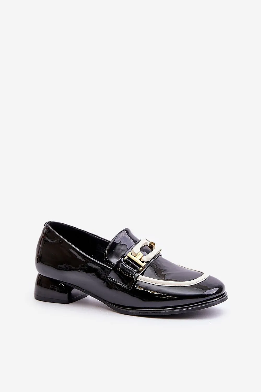 Heeled low shoes