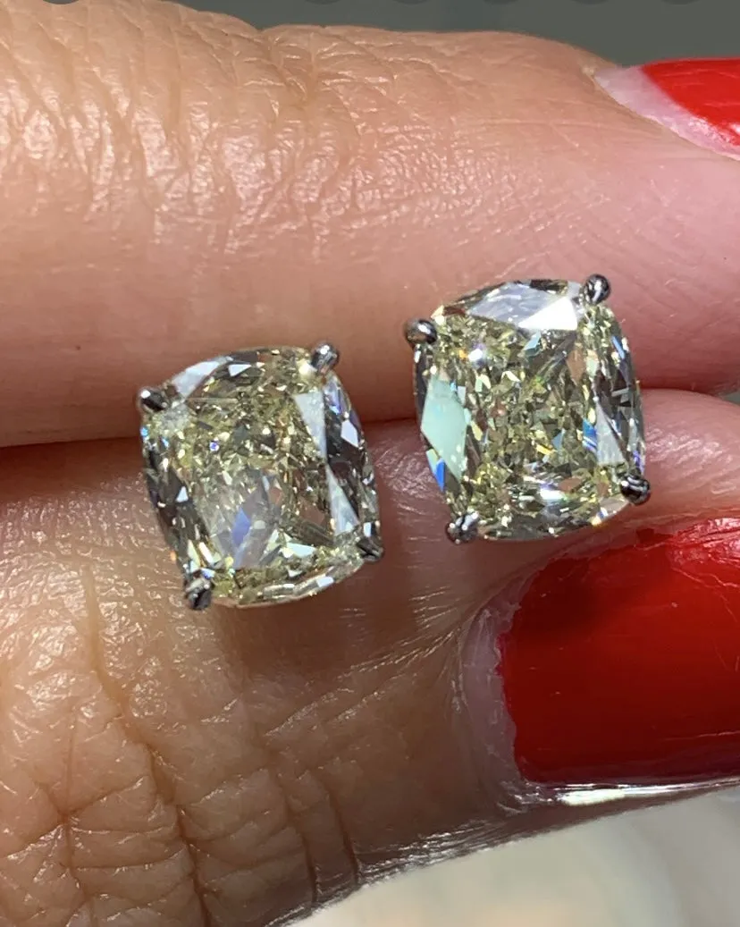 Henri Daussi Cushion-cut  2.20ct t.w. Diamond Stud Earrings