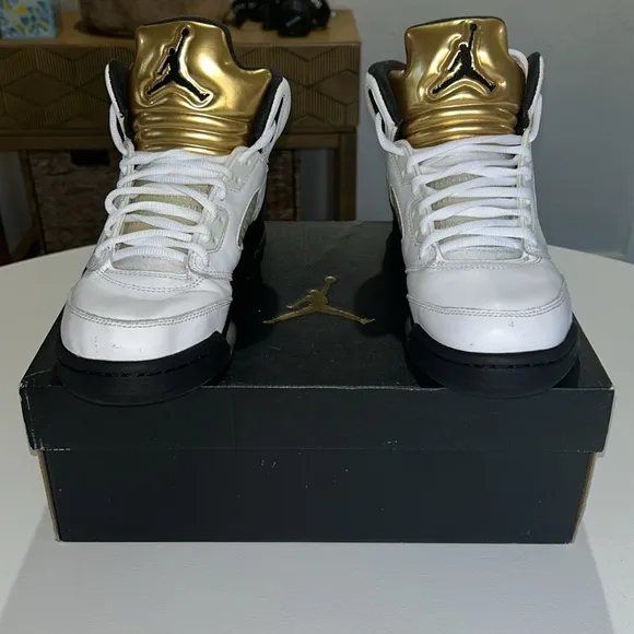 Jordan 5 Retro GS “Olympic (2016)” Youth Size 7Y/ Women’s Size 8.5