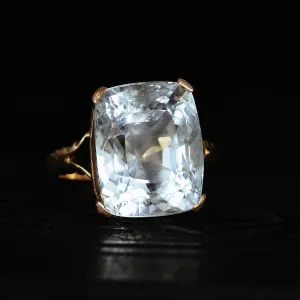 Late Victorian 11.6ct Aquamarine Solitaire Ring