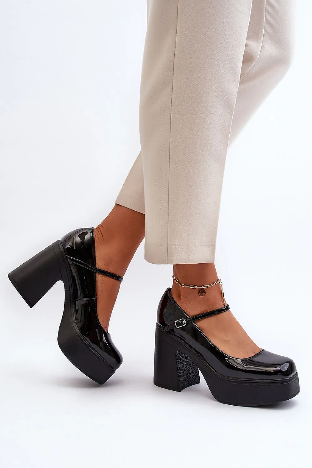 Low Shoes