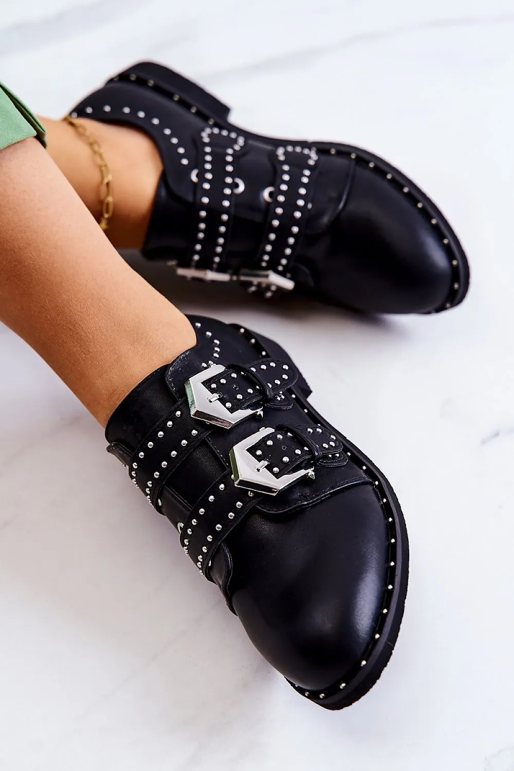 Low Shoes