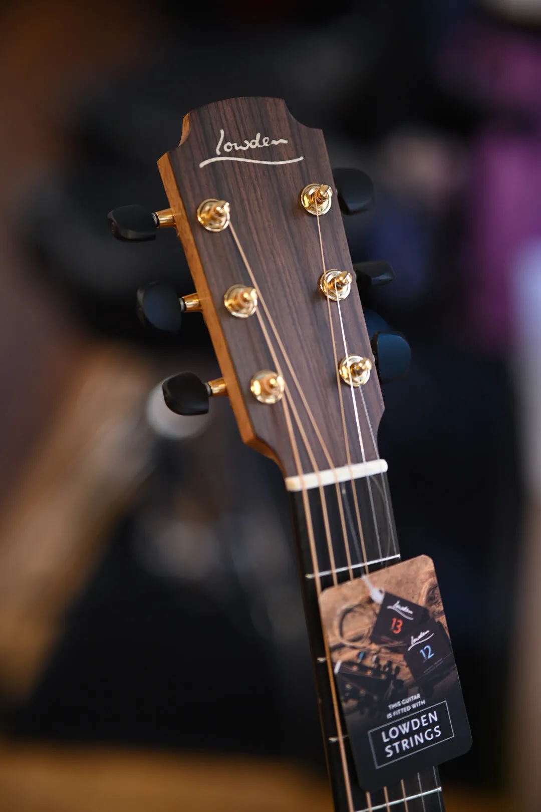 Lowden Stage Edition 32-SE