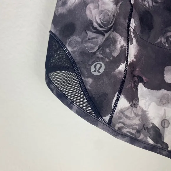 Lululemon Women's Size 8 Hotty Hot Shorts Floral Black White Drawstring Run Gym