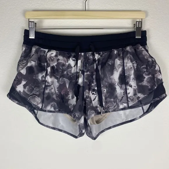 Lululemon Women's Size 8 Hotty Hot Shorts Floral Black White Drawstring Run Gym