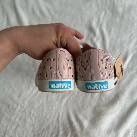 Native Shoes Jefferson Pink Poppy Floral Slip On Tennis Little Girl Size 13 NWT