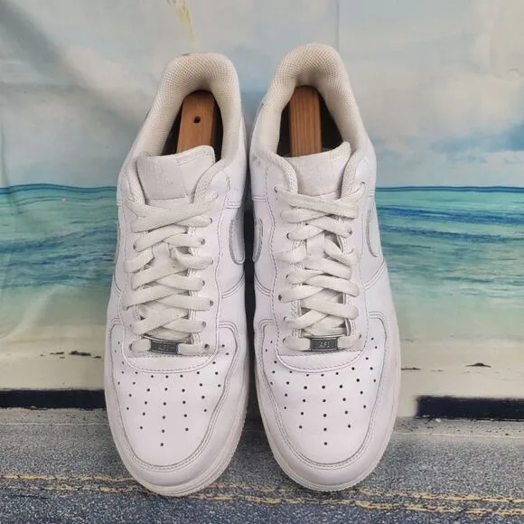 Nike Air Force 1 Mens 10.5  Women's 12