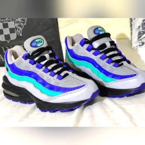 Nike Air Max 95 Sneakers - Blue and Green Very Rare In Good Condition
