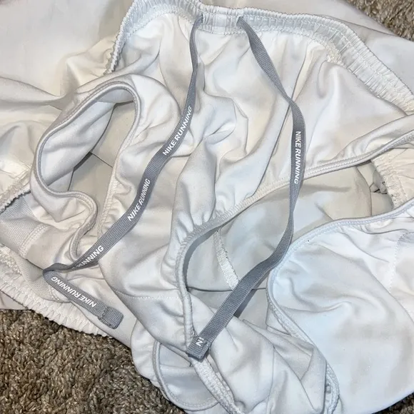 Nike Modern Tempo Embossed 3.5&quot; Brief-Lined Short White Size Medium