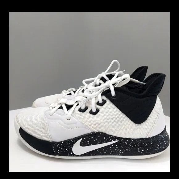 Nike Paul‎ George 3 Sneakers, Size 7.5