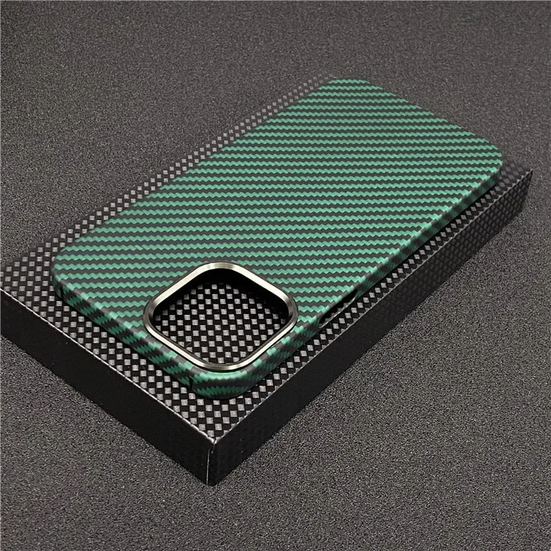 Pure Magnetic Carbon Fiber iPhone Case