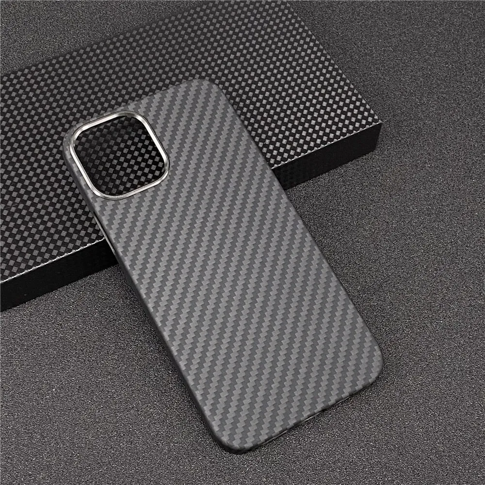 Pure Magnetic Carbon Fiber iPhone Case