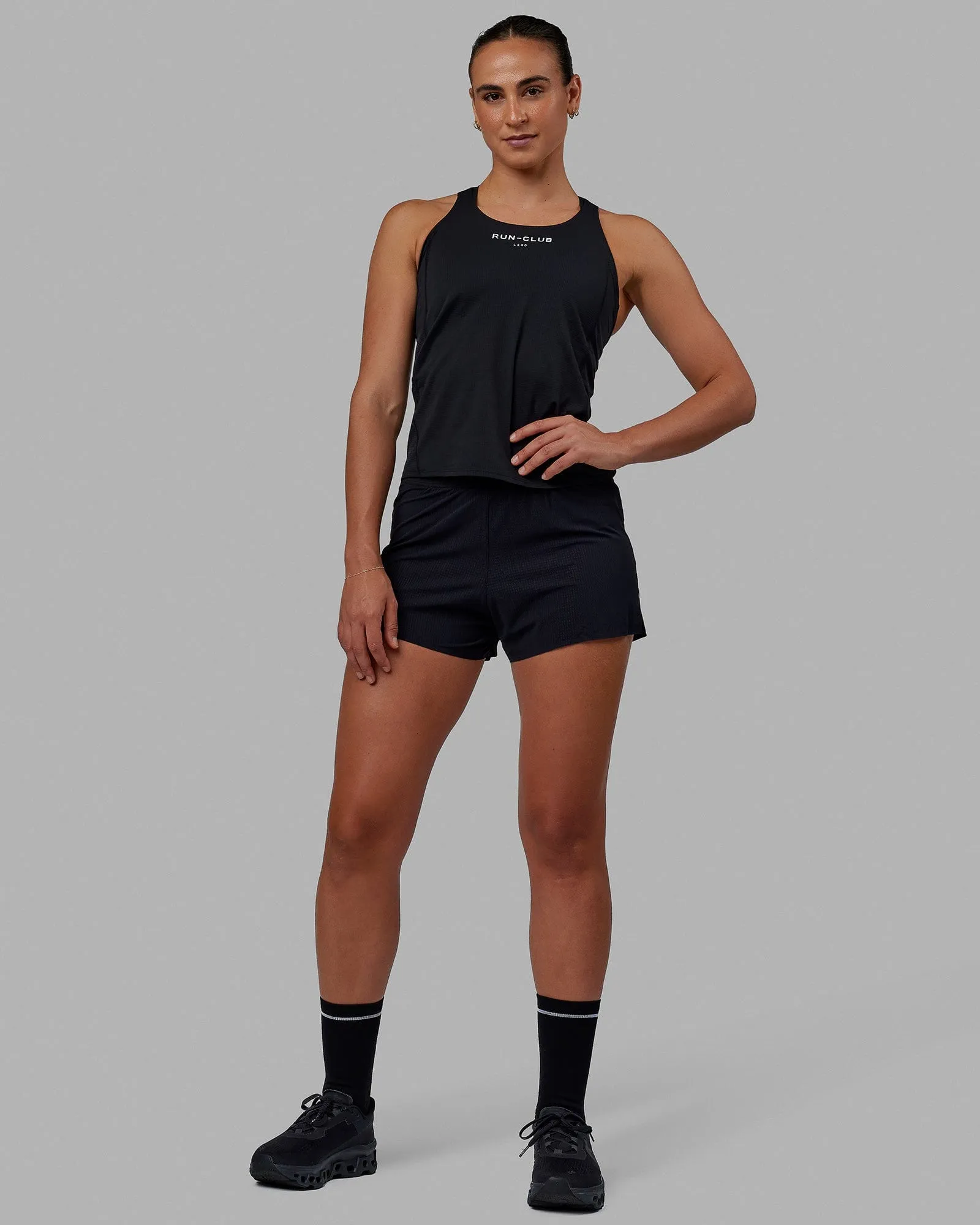 Run Club Performance Tank - Black-White