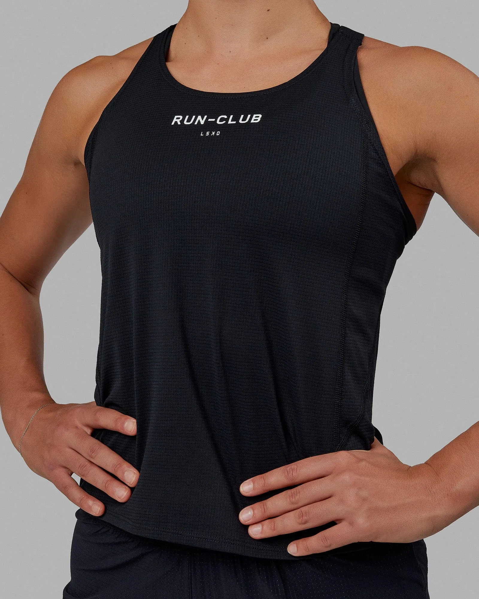 Run Club Performance Tank - Black-White