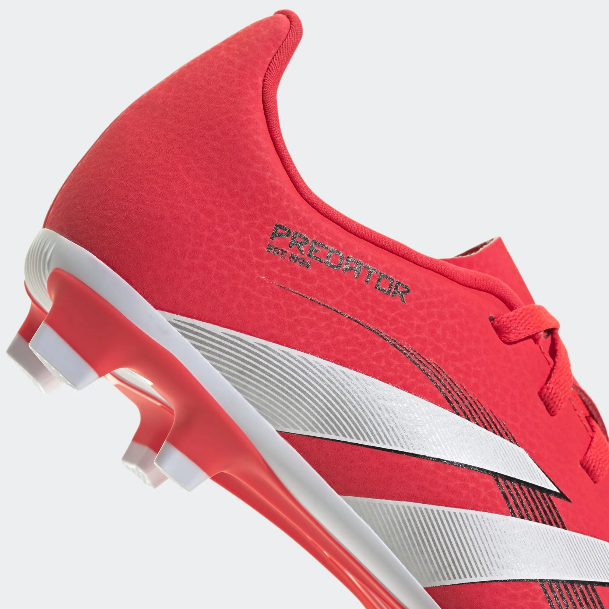 Souliers de soccer Adidas pour enfants (Junior) - PREDATOR CLUB FG/MG