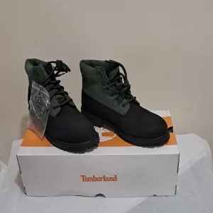 Timberland Boys' 6&quot; Premium Waterproof Boot
