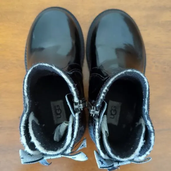 UGG Australia girls Black Lynde patent leather boots toddler Little Kids size 9