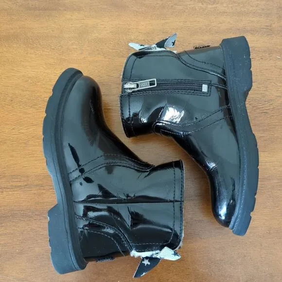 UGG Australia girls Black Lynde patent leather boots toddler Little Kids size 9