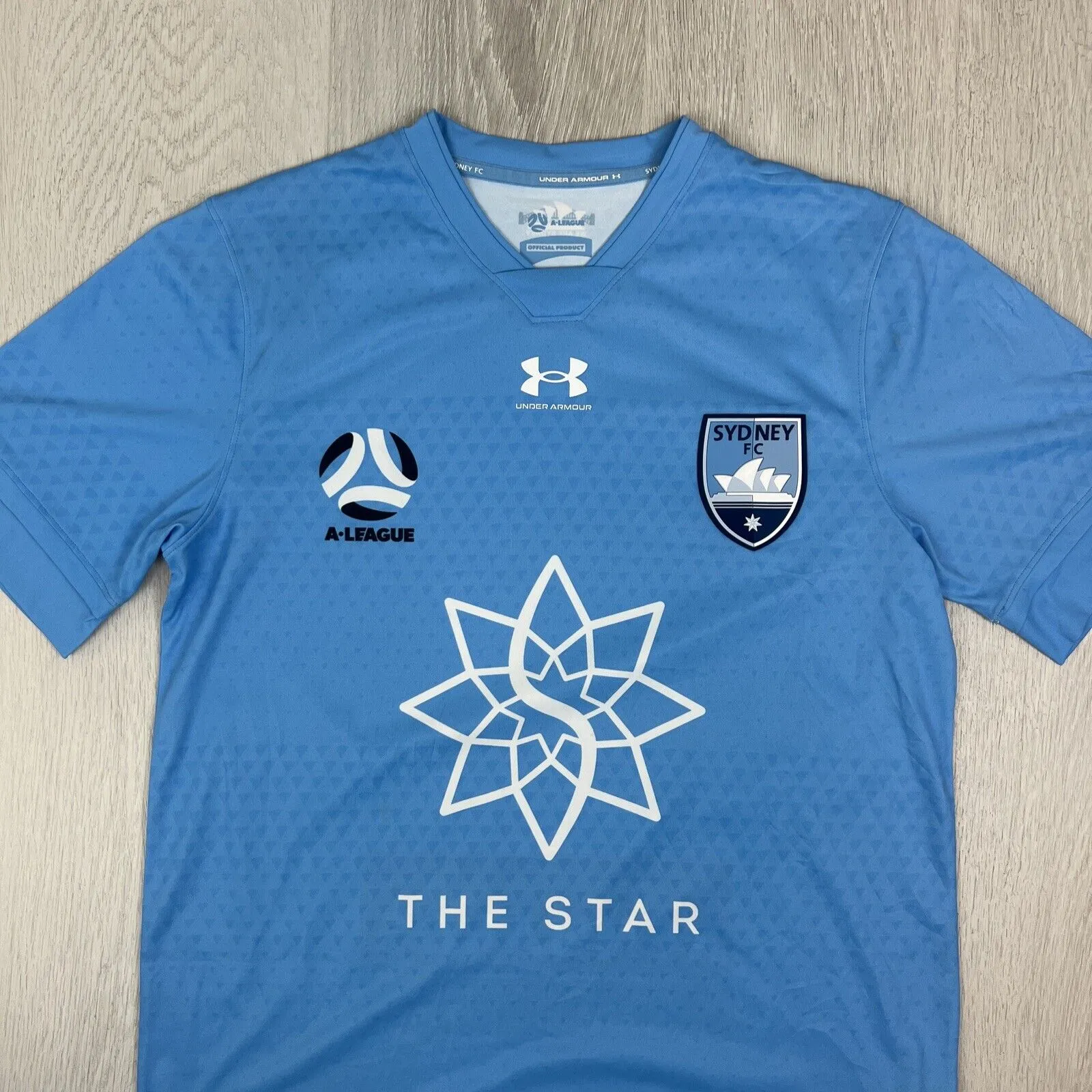 Under Armour Mens Sydney F.C A-League Football Jersey Soccer Jersey Size Medium