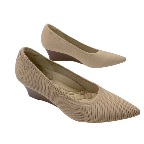 VIVAIA Aria Wedge 2.0 Women's Pointed Toe Wedge Pumps Shoes Size 39.5 (Us 8.5)