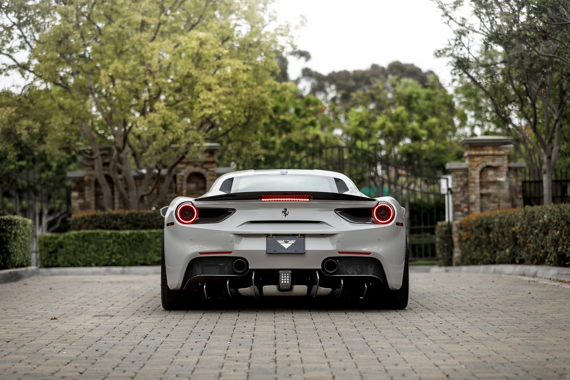 Vorsteiner FERRARI 488 ITALIA Decklid Spoiler Carbon Fiber Glossy