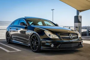W219 CLS55 & CLS63 AMG Carbon Fiber Side Skirt Extensions